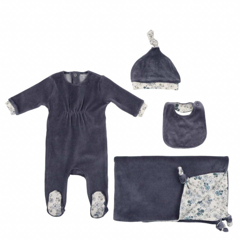 Blue Floral Knot Layette Set