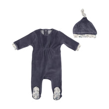 Blue Floral Knot Layette Set