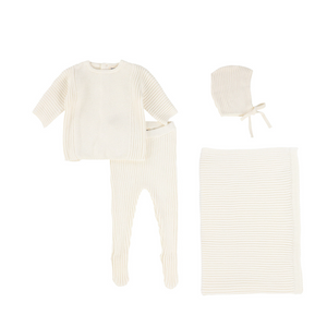 White Knit 4 Piece Outfit