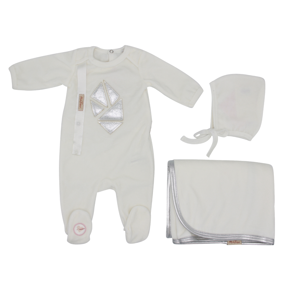 White Abstract Kite Layette Set